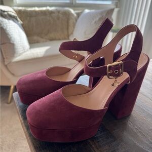 COACH Isabella Suede Pump in Wine size 8